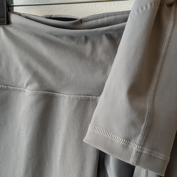 Victoria's secret Victoria sport crisscross mesh leggings - Picture 4 of 6